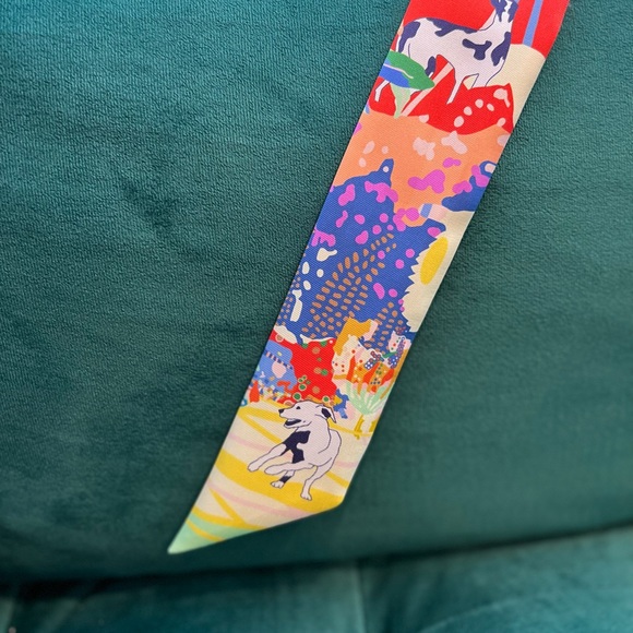 NWOT Hermès En Liberté ! Twilly in Jaune Vif / Bleu / Rouge - Picture 6 of 16